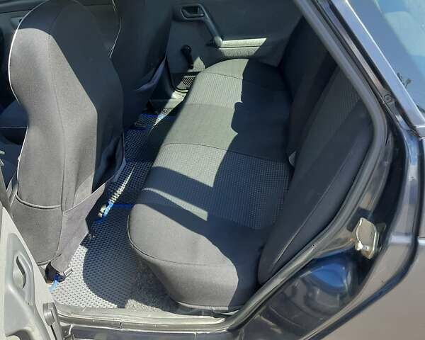 Чорний ВАЗ 2110, об'ємом двигуна 1.6 л та пробігом 310 тис. км за 2000 $, фото 5 на Automoto.ua