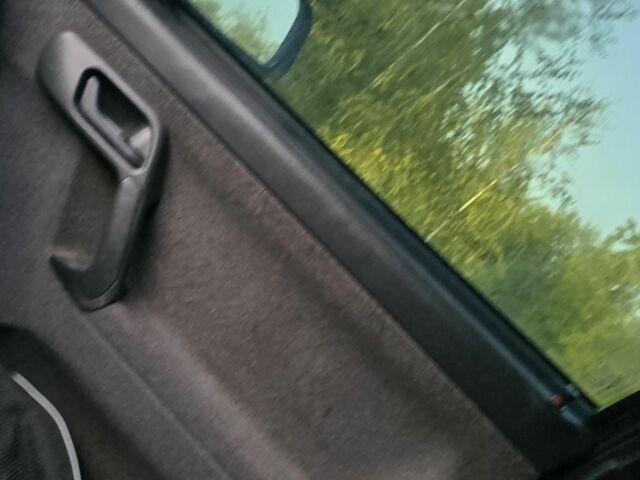 Черный ВАЗ 2110, объемом двигателя 1.6 л и пробегом 348 тыс. км за 2000 $, фото 11 на Automoto.ua