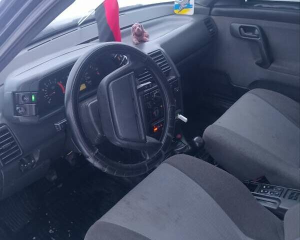 Чорний ВАЗ 2110, об'ємом двигуна 1.6 л та пробігом 212 тис. км за 1400 $, фото 2 на Automoto.ua