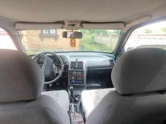 Чорний ВАЗ 2110, об'ємом двигуна 1.6 л та пробігом 255 тис. км за 2400 $, фото 10 на Automoto.ua