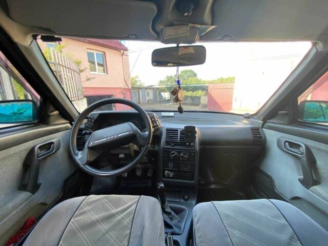 Чорний ВАЗ 2110, об'ємом двигуна 1.6 л та пробігом 160 тис. км за 2200 $, фото 5 на Automoto.ua