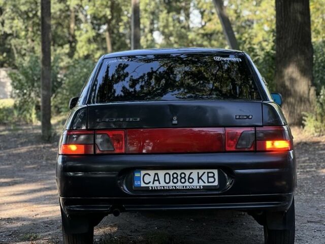 Черный ВАЗ 2110, объемом двигателя 1.6 л и пробегом 225 тыс. км за 2100 $, фото 2 на Automoto.ua