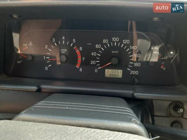 Чорний ВАЗ 2110, об'ємом двигуна 1.6 л та пробігом 310 тис. км за 2000 $, фото 2 на Automoto.ua