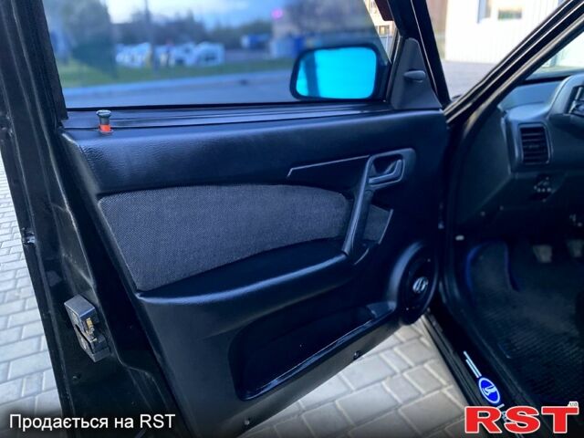 Черный ВАЗ 2110, объемом двигателя 16 л и пробегом 200 тыс. км за 2600 $, фото 11 на Automoto.ua