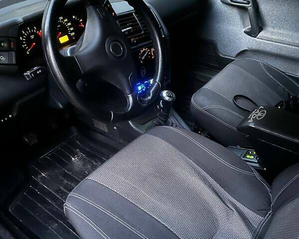 Черный ВАЗ 2110, объемом двигателя 1.6 л и пробегом 130 тыс. км за 2400 $, фото 6 на Automoto.ua