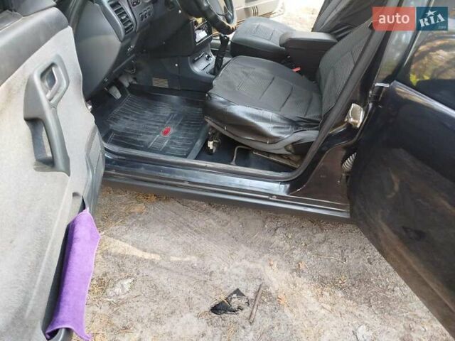 Черный ВАЗ 2110, объемом двигателя 0 л и пробегом 208 тыс. км за 2000 $, фото 5 на Automoto.ua