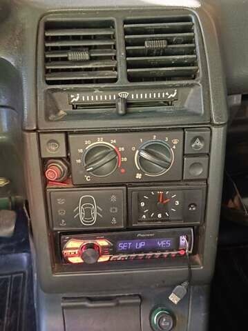 Чорний ВАЗ 2110, об'ємом двигуна 1.6 л та пробігом 187 тис. км за 1500 $, фото 6 на Automoto.ua