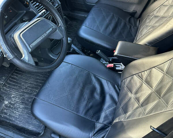 Черный ВАЗ 2110, объемом двигателя 1.6 л и пробегом 207 тыс. км за 2300 $, фото 9 на Automoto.ua