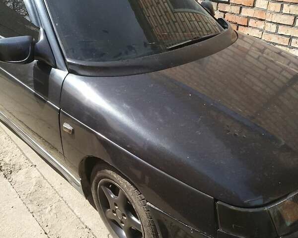 Черный ВАЗ 2110, объемом двигателя 1.6 л и пробегом 300 тыс. км за 1700 $, фото 1 на Automoto.ua