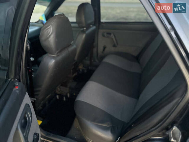 Черный ВАЗ 2110, объемом двигателя 1.6 л и пробегом 115 тыс. км за 2700 $, фото 9 на Automoto.ua