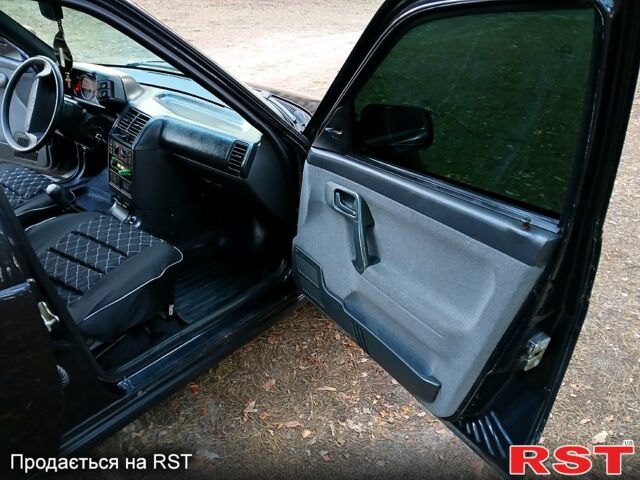 Чорний ВАЗ 2110, об'ємом двигуна 1.6 л та пробігом 213 тис. км за 2450 $, фото 9 на Automoto.ua