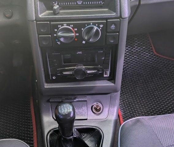 Черный ВАЗ 2110, объемом двигателя 1.6 л и пробегом 197 тыс. км за 2100 $, фото 9 на Automoto.ua