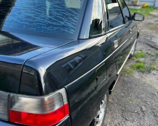 Черный ВАЗ 2110, объемом двигателя 1.6 л и пробегом 200 тыс. км за 2100 $, фото 4 на Automoto.ua