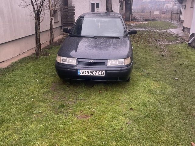 Черный ВАЗ 2110, объемом двигателя 1.6 л и пробегом 215 тыс. км за 950 $, фото 2 на Automoto.ua