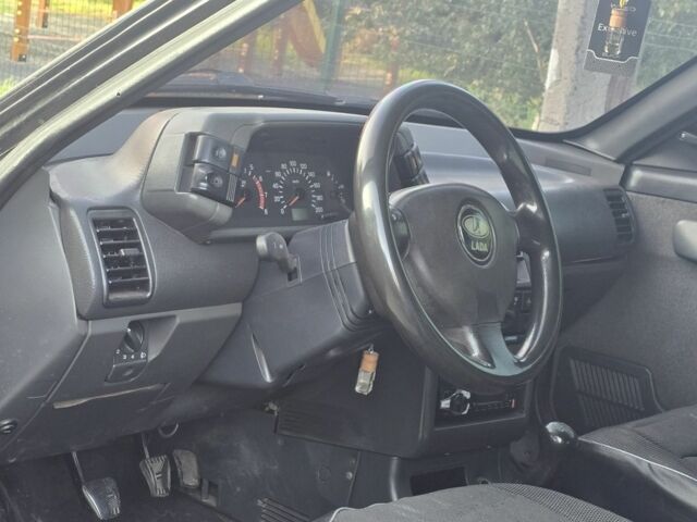 Черный ВАЗ 2110, объемом двигателя 1.6 л и пробегом 348 тыс. км за 2000 $, фото 14 на Automoto.ua