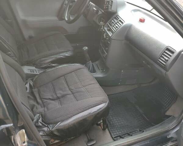 Чорний ВАЗ 2110, об'ємом двигуна 1.6 л та пробігом 308 тис. км за 2200 $, фото 8 на Automoto.ua