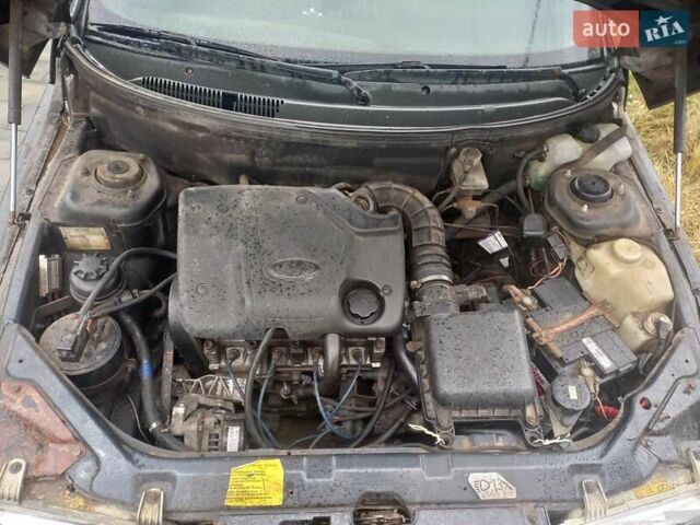Чорний ВАЗ 2110, об'ємом двигуна 1.6 л та пробігом 204 тис. км за 1850 $, фото 9 на Automoto.ua