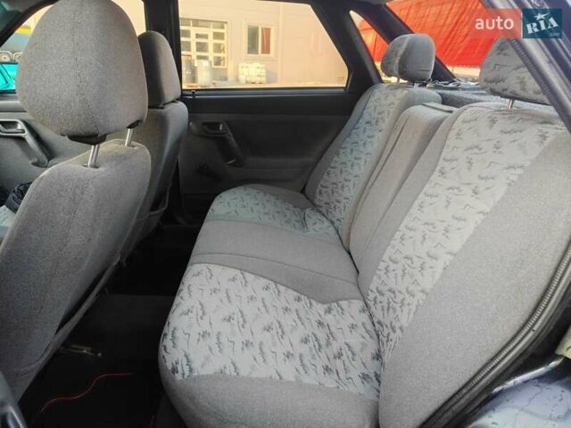 Чорний ВАЗ 2110, об'ємом двигуна 1.6 л та пробігом 149 тис. км за 2100 $, фото 3 на Automoto.ua