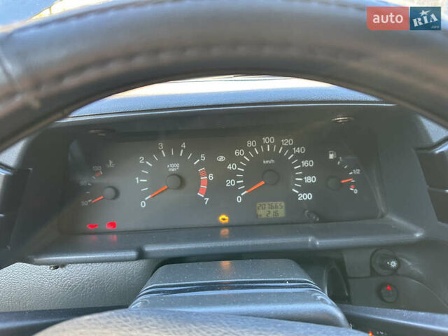 Черный ВАЗ 2110, объемом двигателя 1.6 л и пробегом 207 тыс. км за 2300 $, фото 2 на Automoto.ua