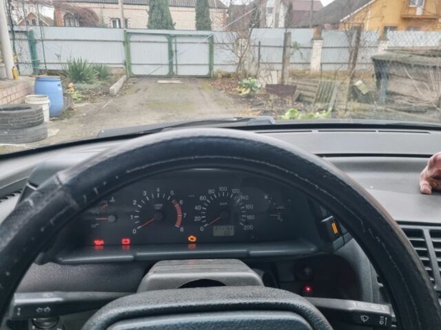 Черный ВАЗ 2110, объемом двигателя 1.6 л и пробегом 210 тыс. км за 1100 $, фото 3 на Automoto.ua