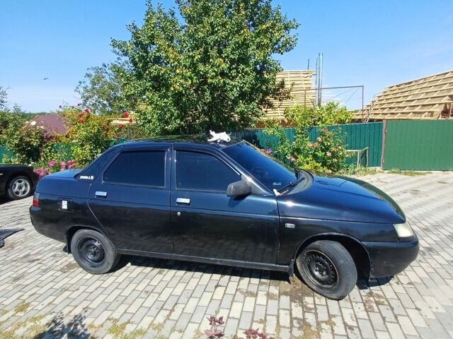 Черный ВАЗ 2110, объемом двигателя 1.6 л и пробегом 320 тыс. км за 2500 $, фото 5 на Automoto.ua