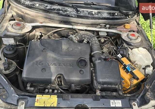 Чорний ВАЗ 2110, об'ємом двигуна 1.6 л та пробігом 348 тис. км за 2000 $, фото 6 на Automoto.ua