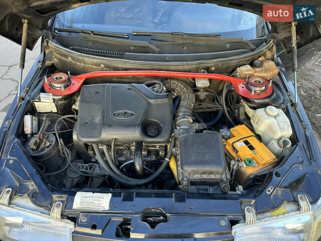 Черный ВАЗ 2110, объемом двигателя 1.6 л и пробегом 207 тыс. км за 2300 $, фото 3 на Automoto.ua