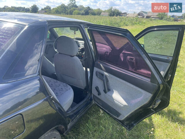 Чорний ВАЗ 2110, об'ємом двигуна 1.6 л та пробігом 260 тис. км за 2500 $, фото 14 на Automoto.ua