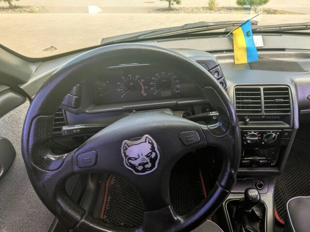 Черный ВАЗ 2110, объемом двигателя 1.6 л и пробегом 197 тыс. км за 2100 $, фото 6 на Automoto.ua