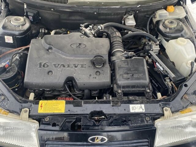 Чорний ВАЗ 2110, об'ємом двигуна 1.6 л та пробігом 200 тис. км за 1950 $, фото 3 на Automoto.ua