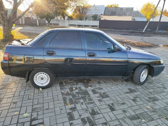 Черный ВАЗ 2110, объемом двигателя 1.6 л и пробегом 195 тыс. км за 1950 $, фото 2 на Automoto.ua