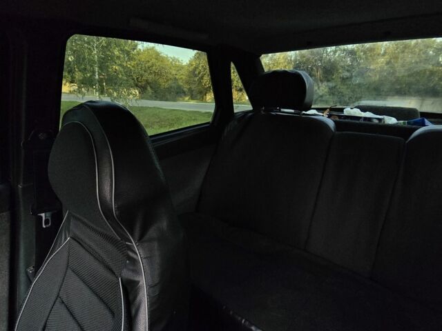 Черный ВАЗ 2110, объемом двигателя 1.6 л и пробегом 348 тыс. км за 2000 $, фото 12 на Automoto.ua