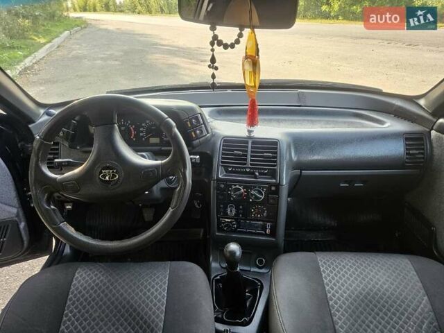 Черный ВАЗ 2110, объемом двигателя 1.6 л и пробегом 115 тыс. км за 2400 $, фото 10 на Automoto.ua