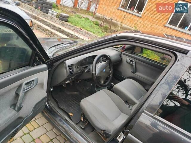 Черный ВАЗ 2110, объемом двигателя 1.6 л и пробегом 250 тыс. км за 1499 $, фото 5 на Automoto.ua