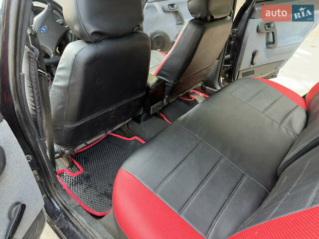 ВАЗ 2110 2008 у Одесі на Automoto.ua Чорний ВАЗ 2110, об'ємом двигуна 1.6 л та пробігом 193 тис. км за 1682 $, фото 17 на Automoto.ua