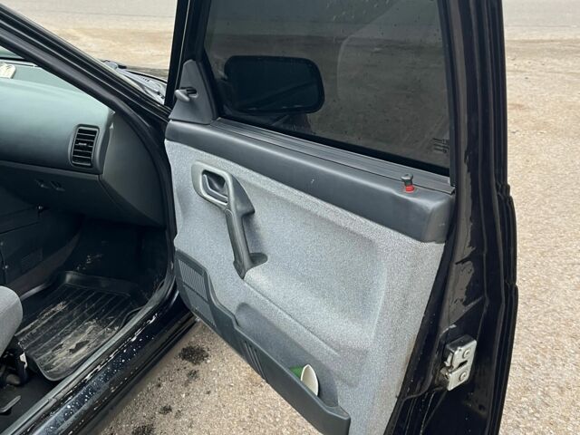 Чорний ВАЗ 2110, об'ємом двигуна 1.6 л та пробігом 81 тис. км за 2850 $, фото 10 на Automoto.ua