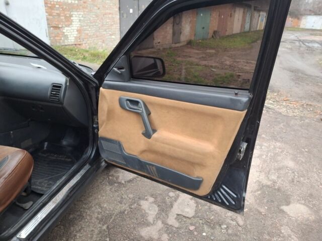 Черный ВАЗ 2110, объемом двигателя 1.6 л и пробегом 150 тыс. км за 2000 $, фото 12 на Automoto.ua