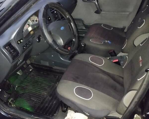 Чорний ВАЗ 2110, об'ємом двигуна 1.6 л та пробігом 208 тис. км за 1999 $, фото 3 на Automoto.ua