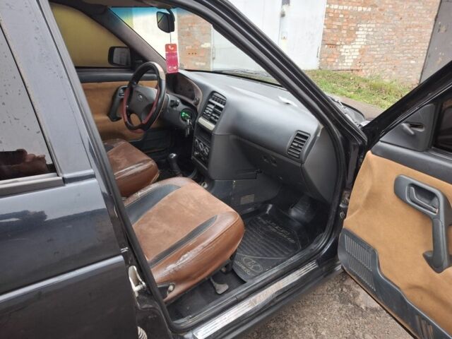 Черный ВАЗ 2110, объемом двигателя 1.6 л и пробегом 150 тыс. км за 2000 $, фото 11 на Automoto.ua