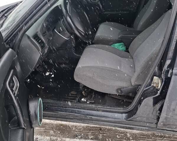 Чорний ВАЗ 2110, об'ємом двигуна 1.6 л та пробігом 106 тис. км за 1950 $, фото 4 на Automoto.ua