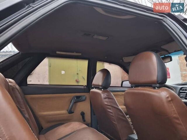 Черный ВАЗ 2110, объемом двигателя 1.6 л и пробегом 149 тыс. км за 2000 $, фото 15 на Automoto.ua