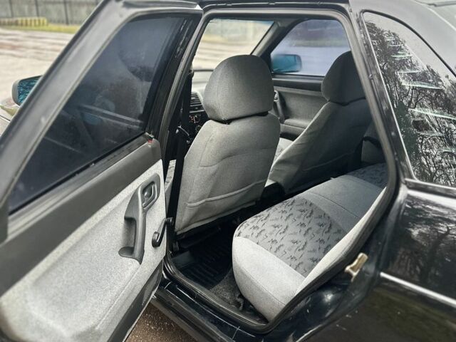 Черный ВАЗ 2110, объемом двигателя 1.6 л и пробегом 166 тыс. км за 1999 $, фото 7 на Automoto.ua