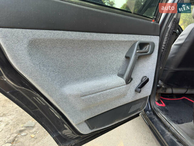 ВАЗ 2110 2008 у Одесі на Automoto.ua Чорний ВАЗ 2110, об'ємом двигуна 1.6 л та пробігом 193 тис. км за 1682 $, фото 18 на Automoto.ua