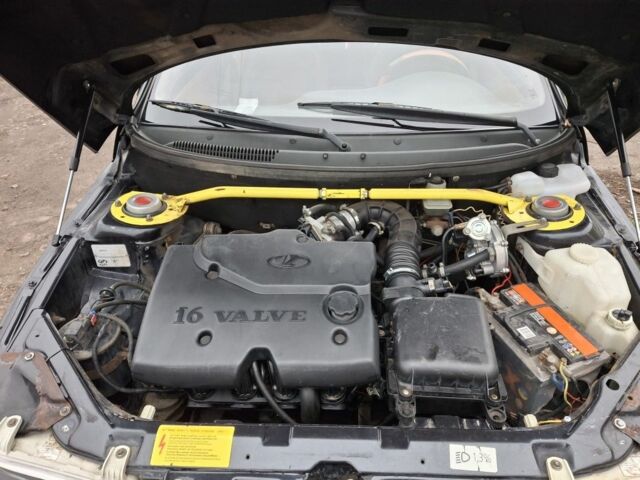 Черный ВАЗ 2110, объемом двигателя 1.6 л и пробегом 150 тыс. км за 2000 $, фото 19 на Automoto.ua