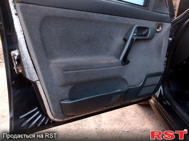 Черный ВАЗ 2110, объемом двигателя 1.6 л и пробегом 300 тыс. км за 1650 $, фото 10 на Automoto.ua