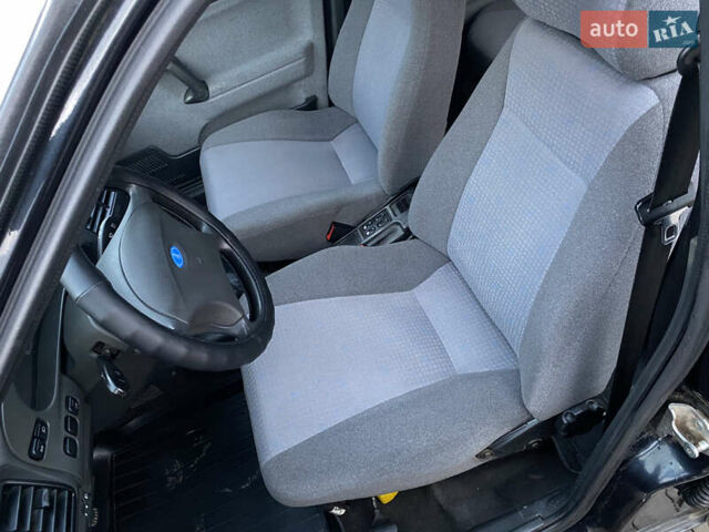 Черный ВАЗ 2110, объемом двигателя 1.6 л и пробегом 81 тыс. км за 3500 $, фото 23 на Automoto.ua