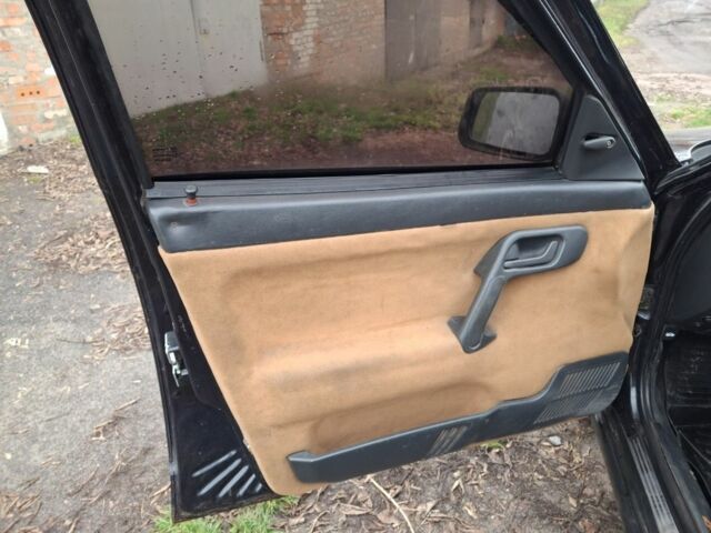 Черный ВАЗ 2110, объемом двигателя 1.6 л и пробегом 150 тыс. км за 2000 $, фото 15 на Automoto.ua