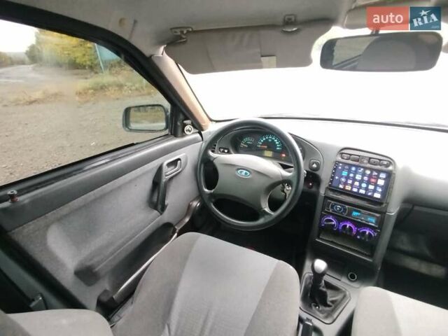 Чорний ВАЗ 2110, об'ємом двигуна 1.6 л та пробігом 209 тис. км за 2500 $, фото 59 на Automoto.ua