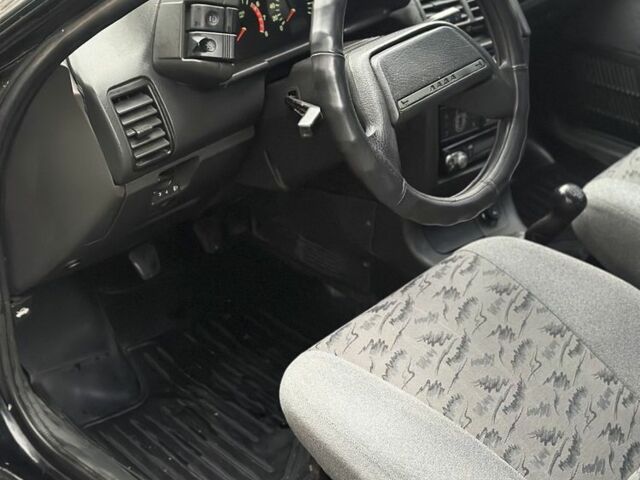 Черный ВАЗ 2110, объемом двигателя 1.6 л и пробегом 166 тыс. км за 1999 $, фото 4 на Automoto.ua