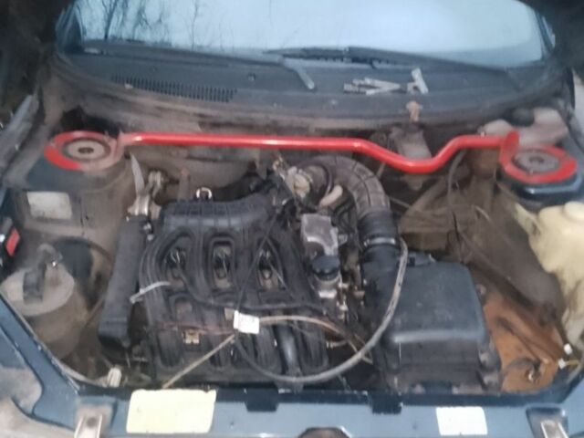 Черный ВАЗ 2110, объемом двигателя 1.6 л и пробегом 500 тыс. км за 593 $, фото 4 на Automoto.ua